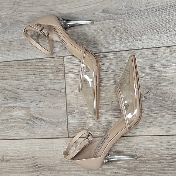 Steve Madden Size 6 Moxxi Clear Pointed Toe Pump - Picture 2 of 8